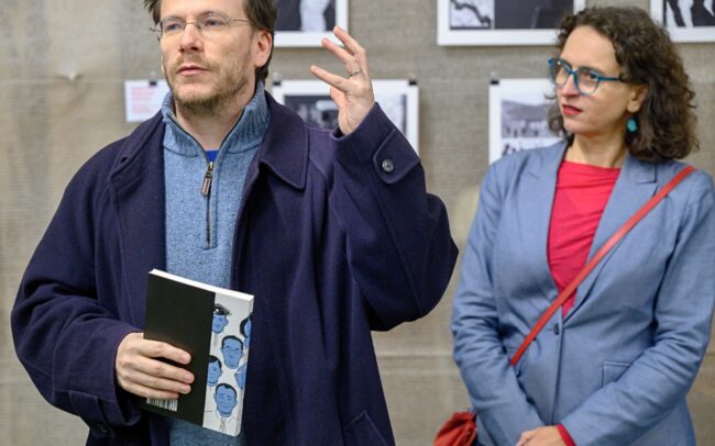 Jean-Gaspard Páleníček představuje knihu a výstavu komiksů IOGI